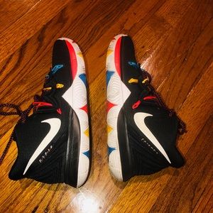 Kyrie Irving Friends Shoes 6.5 youth